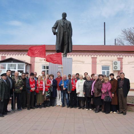 Коммунисты Елани в день рождения Ленина 22 апреля 2014 г.